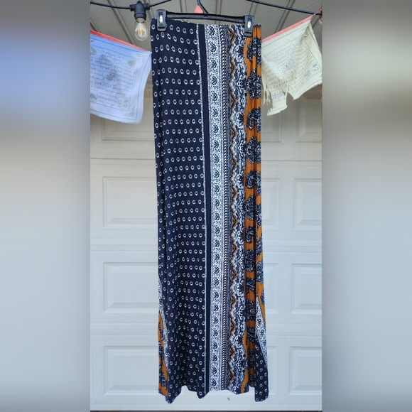 Novella Royale Broken Wing Maxi Skirt - Picture 2 of 3